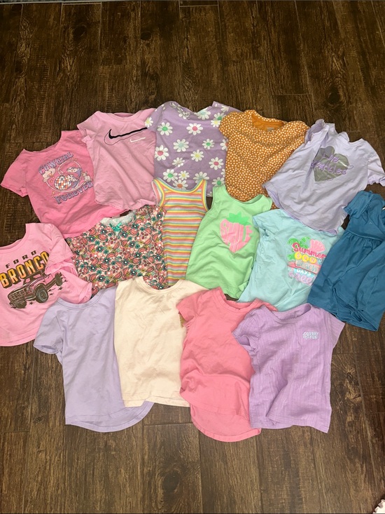 Nike Other - Bundle of 4t girls shirts